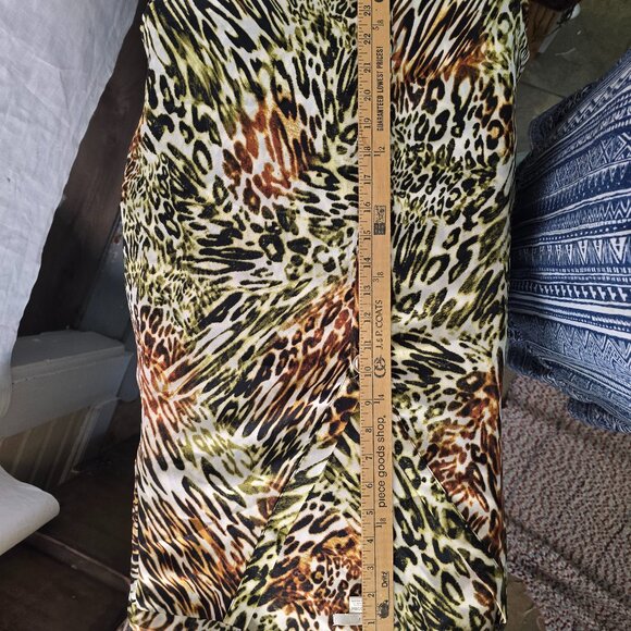 EST 1846 woman's abstract design 22/24W - Picture 4 of 5